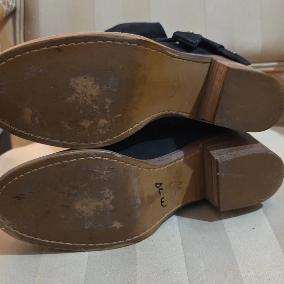 UGGS ELORA BLACK ANKLE BOOTS BOOTIE SIZE 7 - Picture 3 of 7